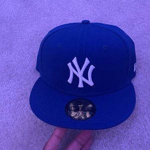 Selling my blue NY Lids hat.